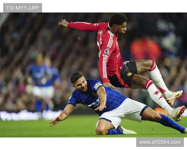 伊普斯维奇俱乐部:英格兰足球历史中的璀璨明星与辉煌成就分析 伊普斯维奇俱乐部:英格兰足球历史中的璀璨明星与辉煌成就分析