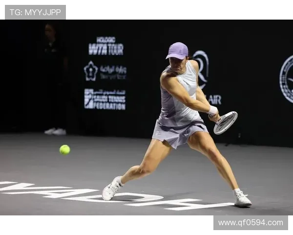 新一轮网球大满贯赛激烈展开 夺冠热门纷纷亮相 赛季冲刺战一触即发