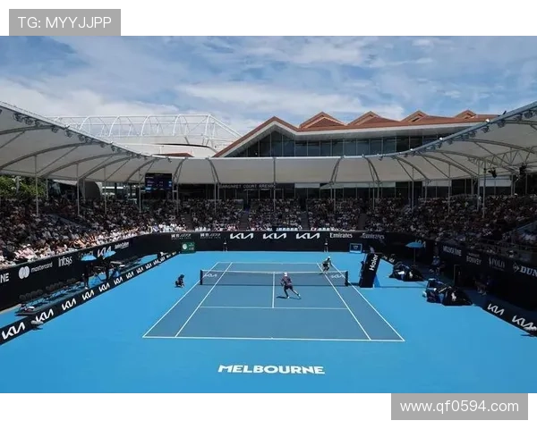 网球世界迎来新星崛起 今年四大满贯赛场上的精彩瞬间回顾