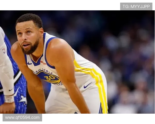 詹姆斯率湖人逆转勇士 库里空砍三十分难救主全场高潮迭起 詹姆斯率湖人逆转勇士 库里空砍三十分难救主全场高潮迭起