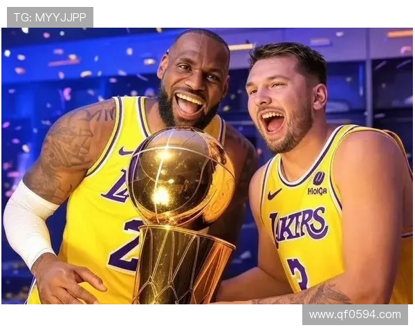 詹姆斯领衔湖人队新赛季目标明确,战术调整助力冲击总冠军 詹姆斯领衔湖人队新赛季目标明确,战术调整助力冲击总冠军