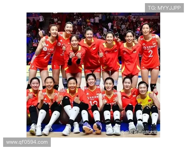 中国女排力克日本队重返亚洲杯决赛 全队展现顽强拼搏精神 中国女排力克日本队重返亚洲杯决赛 全队展现顽强拼搏精神