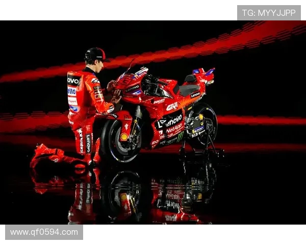 马丁再度上演惊险逆转杜卡迪车队锁定本赛季MotoGP年度总冠军